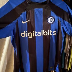 INTER MILAN 2022 HOME FOOTBALL JERSEY M NIKE MILANO BLUE BLACK WHITE ITALY
